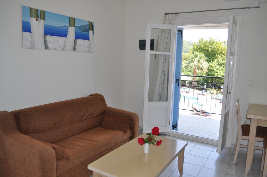 Marialena Village Platanias  ภายนอก รูปภาพ