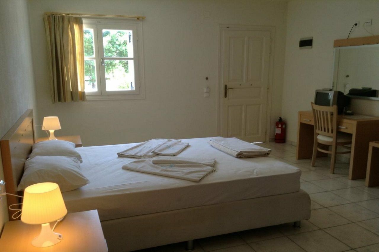 Marialena Village Platanias  ภายนอก รูปภาพ